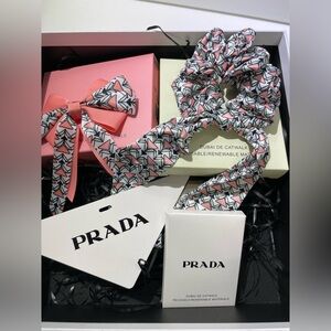Prada Geometric Pink and White Hair Accessory Set